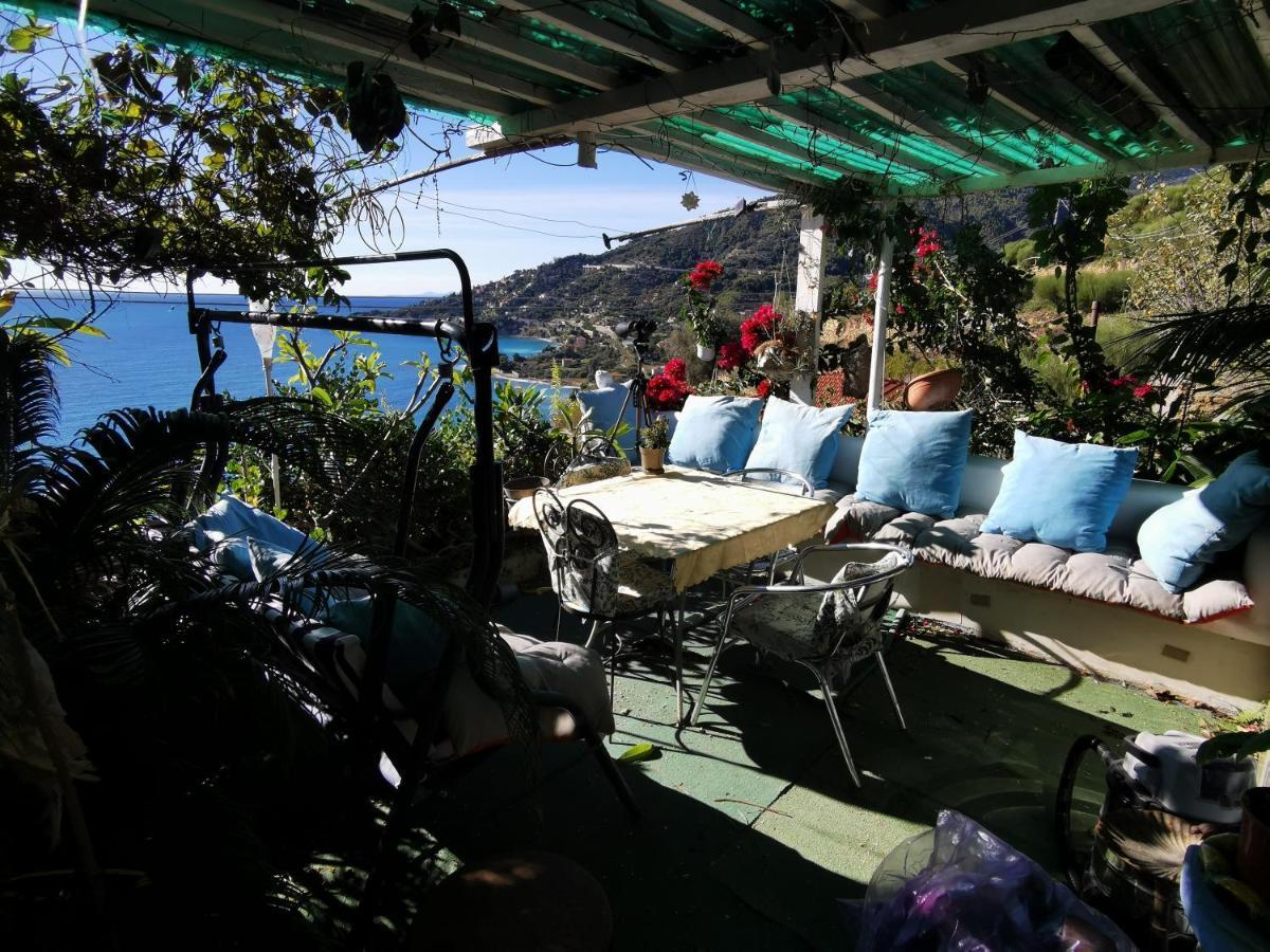 Romantic Casa Lorenzina Affittacamere Βεντιμίλια Εξωτερικό φωτογραφία